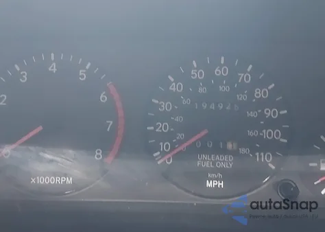 1997 Toyota Corolla Dx z USA, uszkodzony, nr VIN 2T1BB02E3VC181698